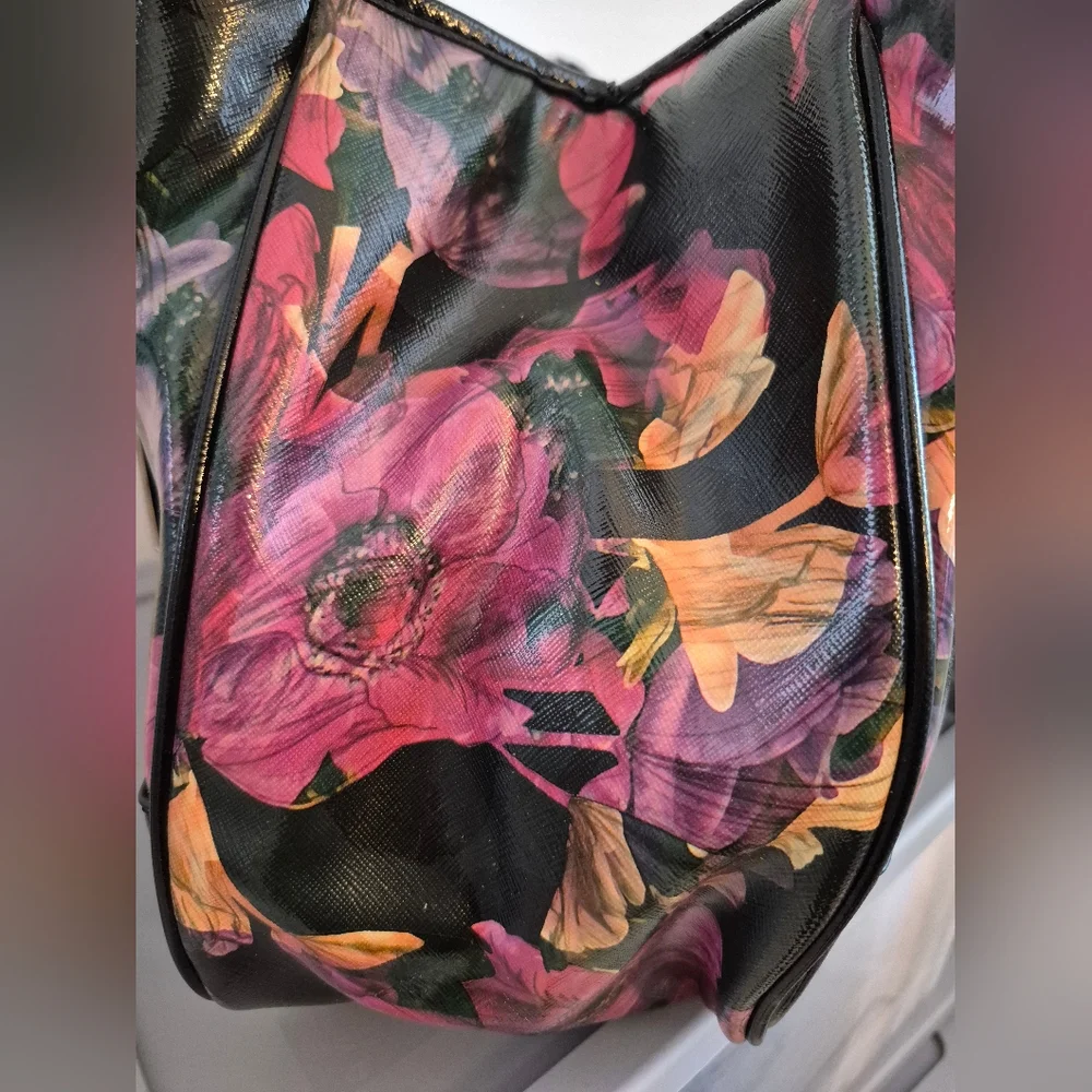 31-CIP NINE WEST FLORAL BLACK TOTE BAG PURSE - Picture 4 of 10